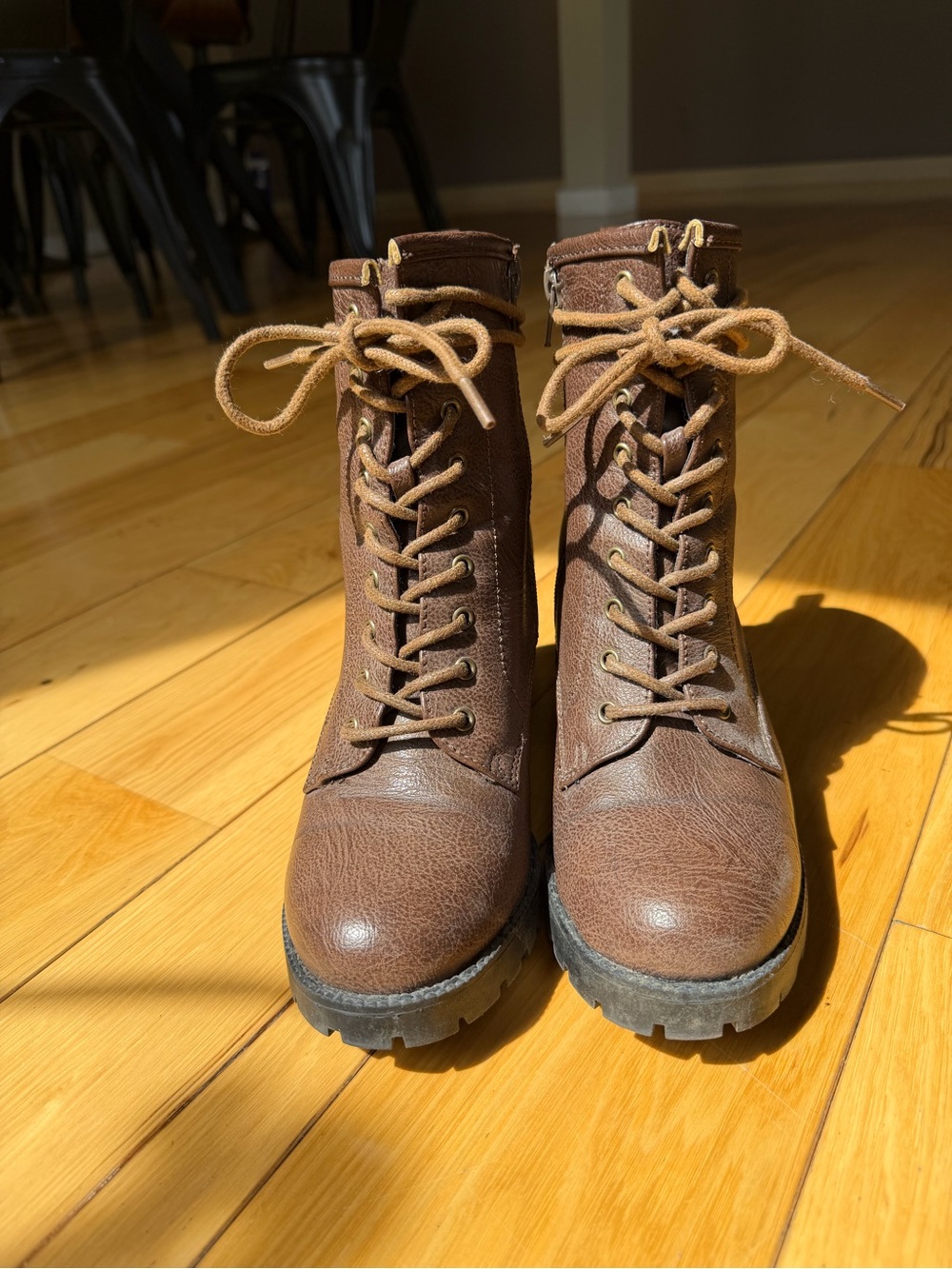Zigi Soho Brown Lace-Up Combat Boots